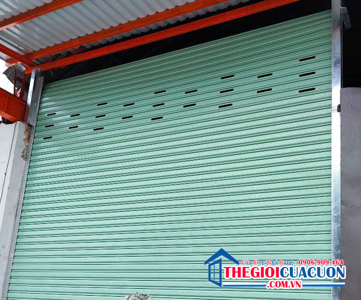màu cửa cuốn đẹp kéo tay